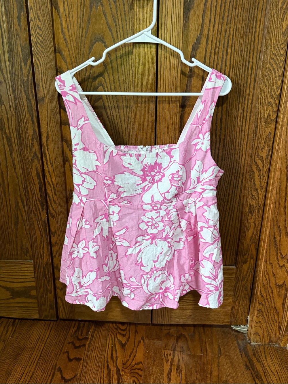 Ice Pink and White Floral Tank Top